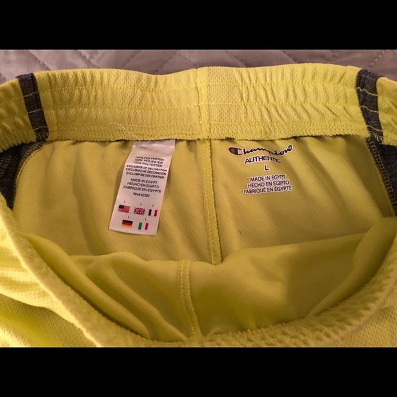 Champion shorts - L (BOYS) - Picture 2 of 3